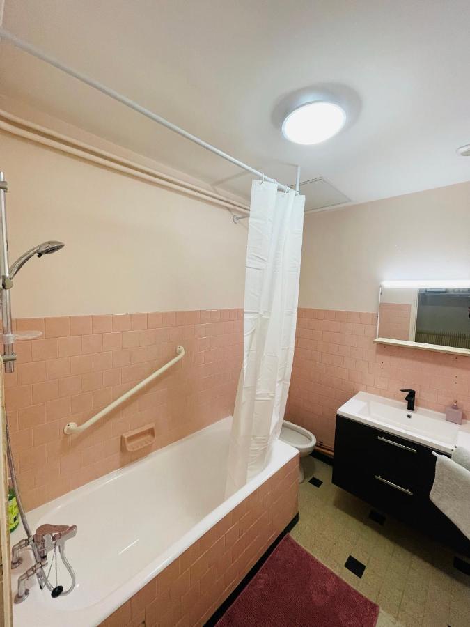 Appartement Proche De La Ville Et Du Parc Du Truchet Saint-Claude Esterno foto