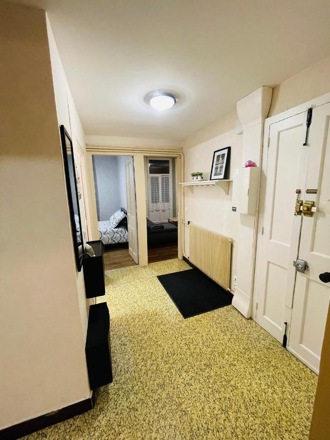 Appartement Proche De La Ville Et Du Parc Du Truchet Saint-Claude Esterno foto